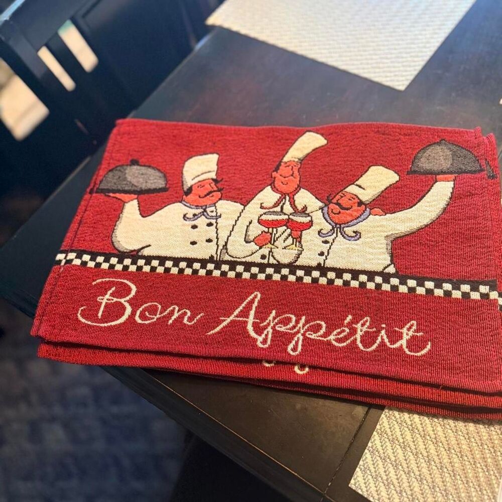 Set of 4 Tapestry placemats featuring Bon Appétit verse